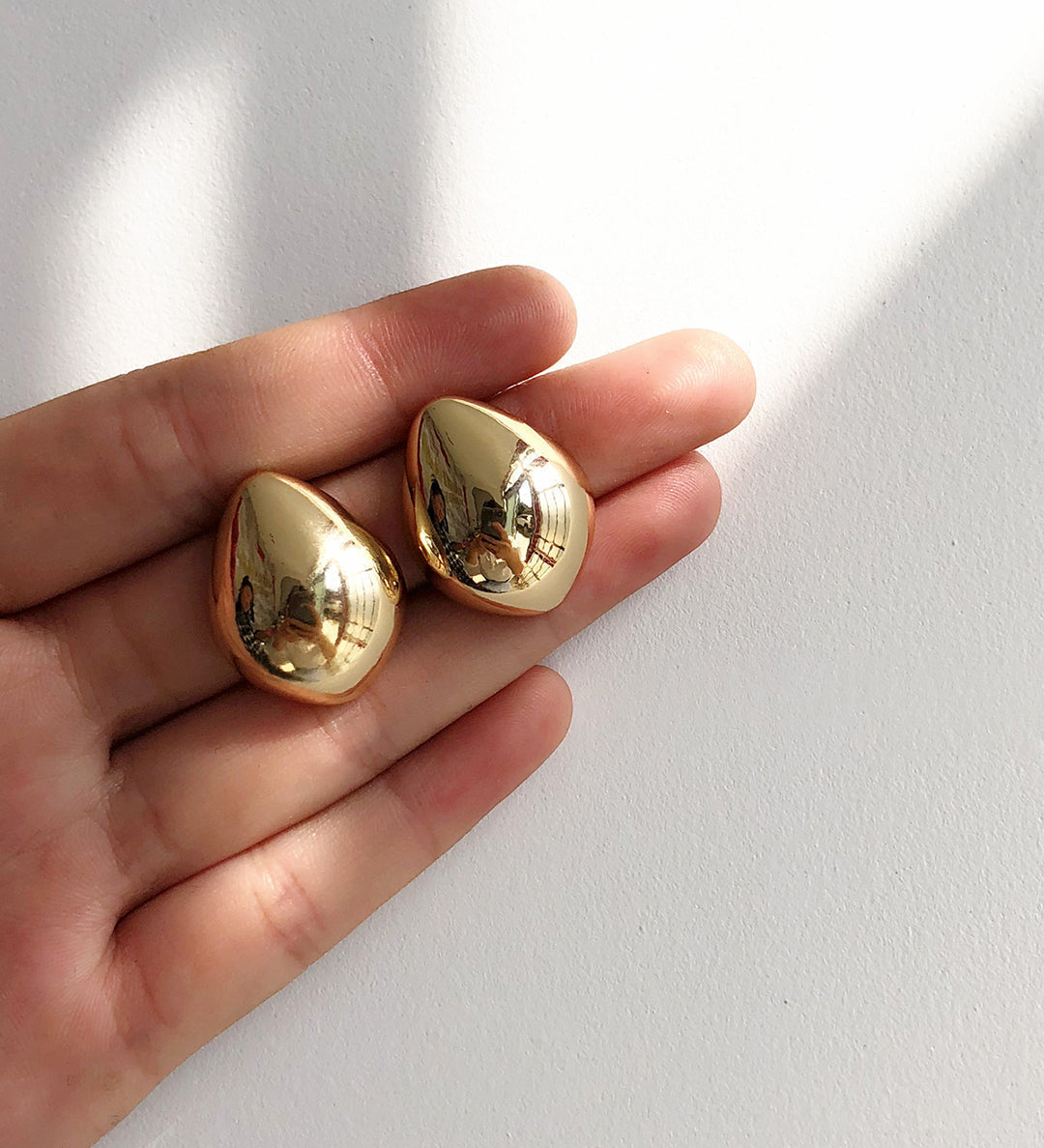 Boucles d'oreilles pendantes métalliques