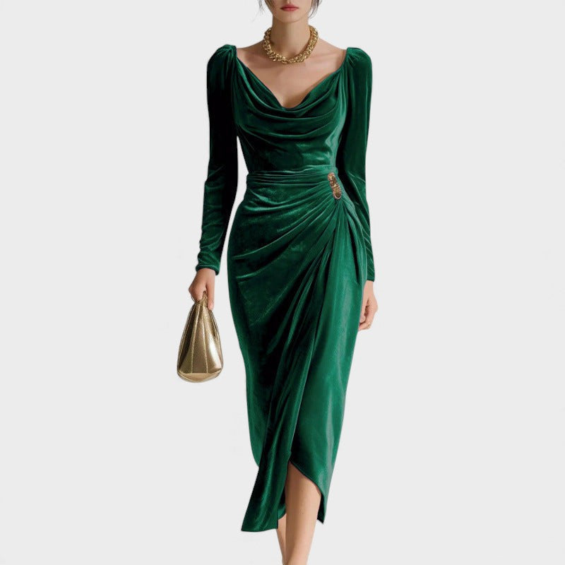 Sara™ | Robe en velours plissé flatteuse