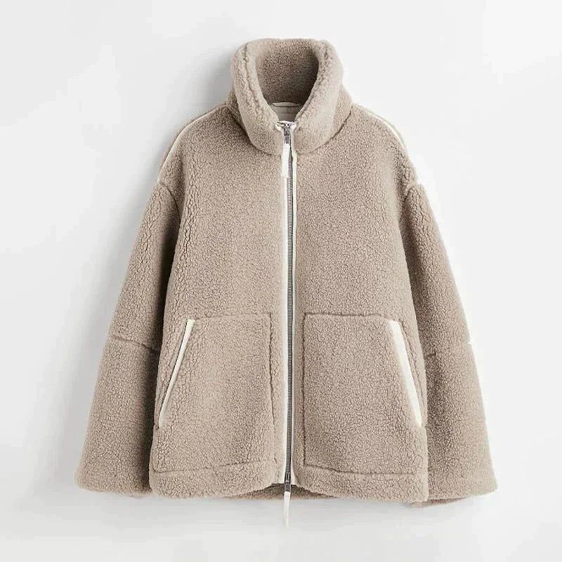 Beatriz™ | Manteau en peluche au style moderne